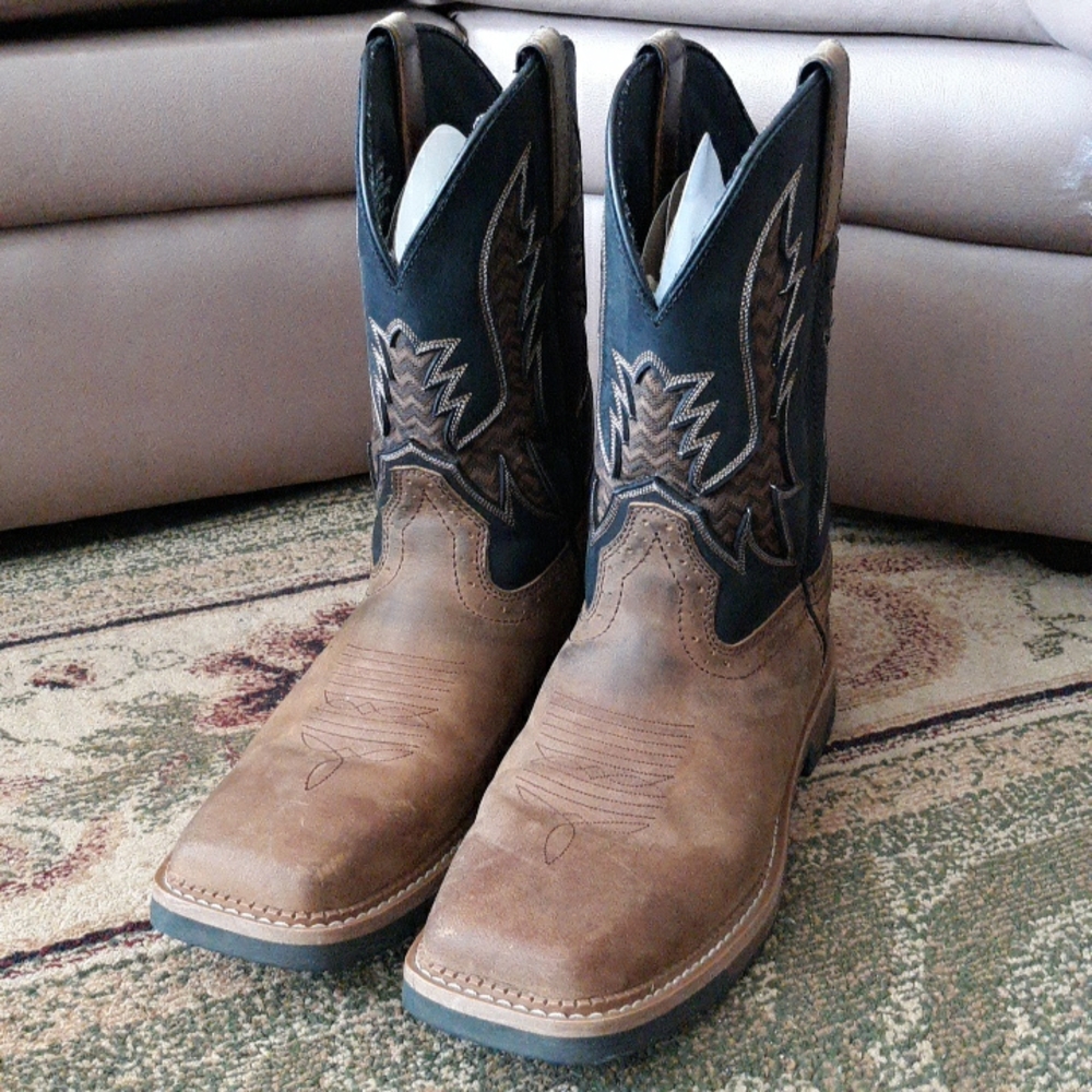 Justin Bolt Pecan Water Buffalo Style #SE4112 11" Mens Square Soft Toe Boots